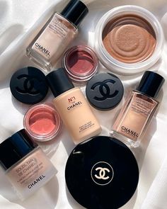 Eyelash Decor, Chanel Lover, Makeup Eyeshadow Palette, Soft Beauty, Luxury Makeup, Makeup Goals