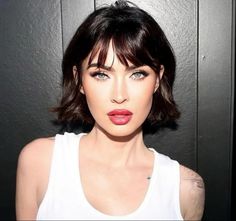 Megan Fox Hair, Hair Mist, Celebrity Hair Stylist, Haircut For Thick Hair, Short Hair Haircuts, Anne Hathaway, Megan Fox, Hair Envy, Mariah Carey