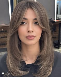 Breton Hair, 2024 Hair Trends, Butterfly Cut, Haircuts For Wavy Hair