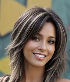 Grey Blending Highlights Brunette, Short Hair Styles Easy Shoulder Length, Grey Blending, Trendy Short Hairstyles, Best Hairstyles For Women, Brown Hair With Blonde Highlights, The Best Hairstyles