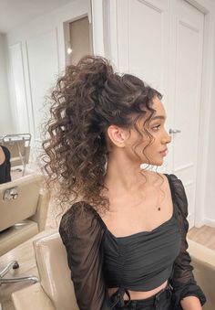 Curly Bridal Hair, Curly Hair Ponytail, Curly Hair Photos, Curly Wedding Hair, Natural Curls Hairstyles, Hairdos For Curly Hair, Curly Hair Inspiration, Aesthetic Hair, Curly Hair Styles Naturally