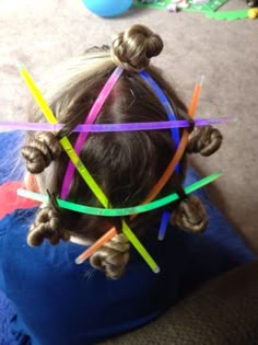 Glow stick crazy hair Crazy Hair For Kids, Crazy Hair Day Ideas, Rainbow Braids, Room Decor Crafts, Girl Hair Dos, Home Decor Diy Crafts, Cute Buns, Wacky Hair Days, Crazy Hair Day