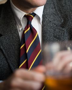 Tweed and repp stripes to fight off the last of the cold. Sport coat and shirt by #TailorCaid, tie by #Drakes Herringbone Outfit, Classic American Style, Hipster Mens Fashion, Grey Tweed