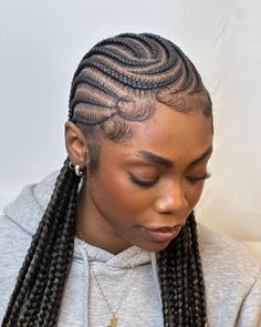 Cornrow Go Back Hairstyles, Cute Natural Hairstyles For Black Women Braids Cornrows, Beautiful Cornrow Styles, Styled Cornrows Black Women, Cornrow Back Hairstyle, Least Hairstyles Braids, Beautiful All Back Hairstyles, Cornrows Braids For Black Women Straight Back, All Back Styles Braids Cornrows