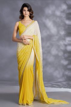 Stitch Saree, Western Gowns, Casual Gowns, Classic Saree, Wedding Salwar Kameez, Pleated Saree, Grey Gown, Pattu Saree Blouse Designs, Blouse Details