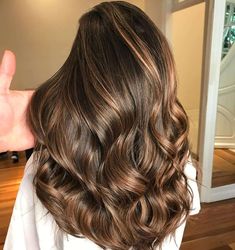 Golden Brown Hair, Brown Hair Shades, Hair Color Caramel, Brown Hair With Blonde Highlights, Brown Balayage, Brown Blonde Hair