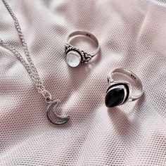 Dark Academia Accessories Rings, Dark Academia Rings, Dark Academia Accessories, Dark Academia Jewelry, Zodiac Jewellery, Silver Moon Necklace, Emo Jewelry, Gothic Jewellery, Moon Necklace Silver