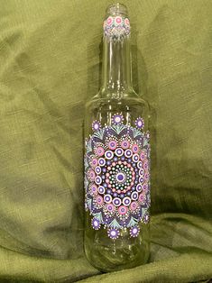 Mandala Spring Flowers Bottle - Etsy Wine Bottle Mandala Art, Mandala Dot Art Wine Bottles, Mandala Bottle Painting Designs, Glass Mandala Art, Recycled Crafts For Adults, Dot Mandala Art On Bottle, Dot Art On Bottles