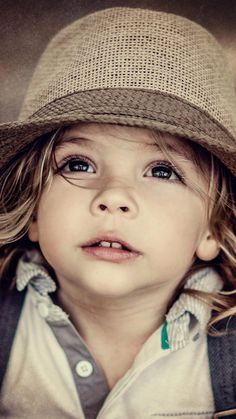 child, portrait, eyes, hat, blur 480x800 Wallpaper, Child Portrait, Iphone 6 Wallpaper, Free Iphone Wallpaper, Girl Portrait, Hd Background, Htc One, Hd Backgrounds, Free Iphone