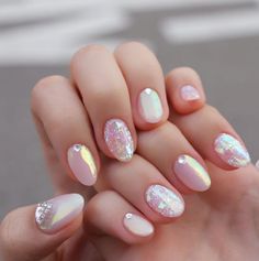 Holo Flake Nails, Nails Art Tutorial, 2023 Nails, Nails Art Designs, Romantic Date, Celebrate Love, Dipped Nails