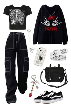 Y2k Black Outfit, Cute Grunge Outfits, Strawberry Keychain, Baggy Clothing, Y2k Cargo Pants, Grunge Clothes, Casual Goth, Clothes Y2k, Casual Street Wear