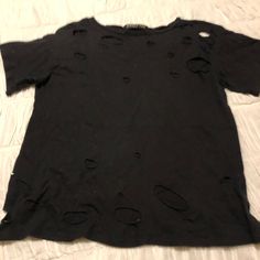 Never Worn Black Ripped T-shirt For Streetwear, Black Grunge Shirt For Summer, Black Summer Grunge Shirt, Black Ripped Crew Neck Top, Trendy Black Ripped Tops, Black Ripped Cotton T-shirt, Ripped Black Tops For Summer, Ripped Black Top For Summer, Black Ripped Tops For Summer