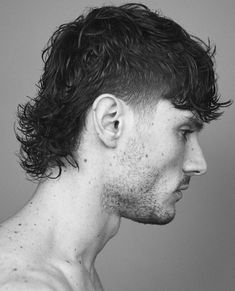 Mens Mullet, Modern Mullet Haircut, Mullet Fade, Mullet Haircut, Mens Hairstyles Thick Hair, Men Haircut Styles, Corte De Cabelo Masculino