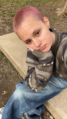 girll buzzcut, dyed buzzcut, pink hair Trans Buzzcut, Dye Buzzcut, Short Pink Hair Buzzcut, Dyed Buzz Cut Hair, Shaved Head Women Dyed, Ginger Buzzcut, Pink Buzzcut Woman, Buzzcut Aesthetic, Short Pastel Pink Hair