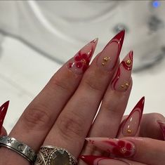 Cheetah Stiletto Nails, Fall Red Nails, Trap Nails, Daisy Acrylic Nails, Almond Acrylic Nails Designs, Red And Gold Nails, Nails Collection, Coffin Nails Matte