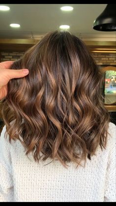 Brunette Hair With Highlights, Brown Hair Balayage, Short Hair Balayage, Balayage Brunette, Brown Hair With Highlights, Hair Color Balayage