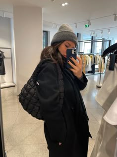 Padded Bag Outfit, Cos Puffer Bag, Cos Bag Aesthetic, Cos Quilted Mini Bag, Cloud Bag Outfit, Cos Quilted Bag Outfit, Puffy Bag Outfit, Cos Bag Outfit, Cos Aesthetic