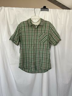 Gramicci Button Short Sleeve Plaid Shirt Green Large. See photos for measurements; msg with questions Casual Short Sleeve Flannel Shirt With Button Closure, Casual Short Sleeve Flannel Shirt, Short Sleeve Cotton Flannel Shirt With Button Closure, Green Cotton Short Sleeve Shirt With Buttons, Fitted Green Cotton Short Sleeve Shirt, 80's Clothes, Snazzy Outfits, Short Sleeve Plaid Shirt, Outfit Reference