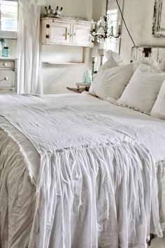 Long Ruffle Bed Scarf Fabric Choices White Ruffle Bedding, Neutral Bed Linen, Natural Bed, Bed Scarf, Grey Linen Bedding, Bed Linen Design, Shabby Chic Room, Chic Bedding, White Linen Bedding