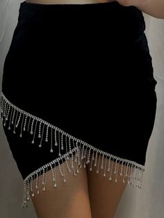 Fringe Skirt Diy, Rhinestone Fringe Skirt, Skirt With Rhinestones, Kpop Closet, Rhinestone Skirt, Black Velvet Skirt, Quince Ideas, Fashion Sketches Dresses, High Fashion Outfits