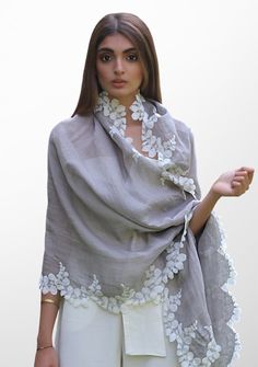 This wispy mousse scarf, woven from a linen and modal blend, features a contrasting ivory bold scalloped edging lace border. A chic and fashionable add-on to any casual outfit. Copper Lace, Salwar Kamiz, Luxury Scarves, Lace Cutout, Summer Scarves, Lace Border, Pink Linen, Natural Silk, Scalloped Lace