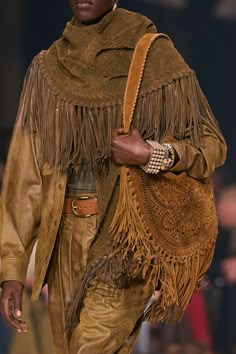 Look Boho Chic, Mode Boho, Western Chic, Western Boho, Winter Trends, Fashion 2024, Vogue Runway, Runway Looks, Winter 2024