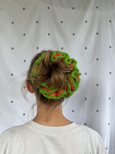 This is a large crochet scrunchi, inspired by Scandinavian style. It works best for thick hair or fine hair in a bun. Scandi Style, Crochet Art, Fine Hair, Bun Hairstyles, Scandinavian Style, Fashion Nails, Scrunchies, Thick Hair Styles, Pink And Green