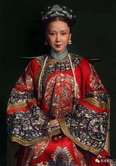 เตี่ยนจึ(钿子：dian zi): เครื่องประดับเกศาของราชวงศ์ชิงที่ถูกลืม Chinese Ancient Clothing, Modern Costumes, Chinese Style Dress