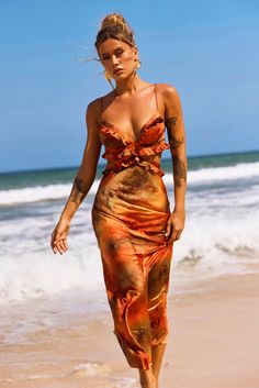 Sunset Dinner Outfit, Birthday Beach Outfit, Beach Cocktail Attire, Brown Beach Dress, Beach Wedding Dress Guest, Beach Cocktail Dress, Resort Dinner Outfit, Wanted Aesthetic, Desert Outfit Ideas