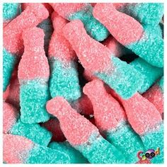 there are many pink and blue candy candies