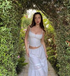 Coquette Outfits, Flare Maxi Skirt, Garden Fairy, Looks Street Style, Lookbook Outfits, Aesthetic Outfits, European Fashion, Aesthetic Clothes, Pretty Outfits