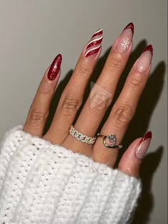 Winter Nails 2023, Sparkly Christmas Nails, Classy Acrylic Nails, Nails 2023