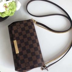 Luxury Louis Vuitton Staple Bag. It Fits Phone, Keys, Airpods, Lipgloss, Wallet. Timeless Style. 2 Straps For Evening Look And Everyday Casual . Great Condition. Pre Loved Shoulder Bag Louis Vuitton, Bag Louis Vuitton, Louis Vuitton Bags, Timeless Style, Bags Shoulder, Louis Vuitton Bag, Lip Gloss, Timeless Fashion, Bag Lady