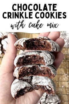 Four chocolate crinkle cookies being held in someones hand. Chocolate Crinkle Cookies Box Cake, Cake Mix Crinkle Cookies, Cake Mix Christmas Cookies, Chocolate Crinkle Cookies Recipe, Baileys Cake, Cookie Bars Easy, Crinkle Cookies Recipe, Oatmeal Raisin Cookies Chewy, Chocolate Crinkle