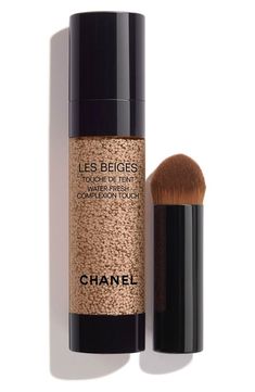 Chanel Foundation, Freetime Activities, Perfume Chanel, Chanel Les Beiges, Chanel Beauty, Chanel Makeup, Eye Contour, Flawless Makeup, Christina Aguilera