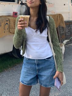 Peru Outfits Style, College Outfits Short Sleeve, European Summer Outfits Spain, Comfy Grandma Outfits, Good Fashion Aesthetic, Clario Aesthetic Outfits, Outfit Inspo Summer Dress, June Gloom Outfit, Scotland In July Outfits