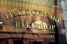 Pantry Closet Design, Opening A Bakery, Cupcake Shop, Sunday Inspiration, Cupcake Shops, Coffee Dessert, Bakery Shop