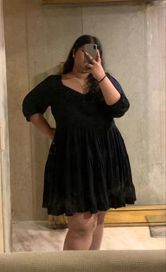 Dresses for chubby and short girls with a belly - Vestidos para gorditas y bajitas con panza Chubby Dress Outfit, Dress For Chubby Girls, Belly Aesthetic, Plus Size Aesthetic, Dress For Chubby Ladies, Size Aesthetic, Dress For Chubby, Girls Dress Outfits