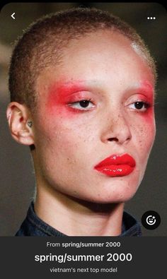 Makeup Rouge, Catwalk Makeup, Mauve Makeup, 80s Makeup, Avant Garde Makeup, Alternative Makeup, Runway Makeup, Red Makeup, Edgy Makeup