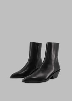 Chelsea Boots Men Outfit, Pointed Boots, Ankle Boots Men, Frankie Shop, Mens Leather Boots