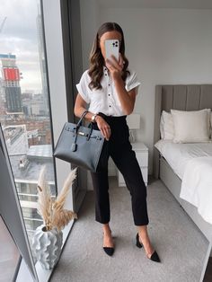 Summer Business Outfits, Outfit Uni, Spring Workwear, Summer Office Outfits, Business Professional Outfits, Smart Casual Work Outfit, Looks Pinterest, Professional Outfits Women, Business Outfits Women