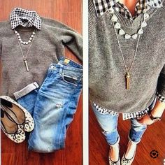 Mode Tips, Gaun Fashion, Flats Outfit, Fashion For Women Over 40, 50 Style, Over 50 Womens Fashion, Brunch Outfit, Gray Sweater, Weekend Outfit