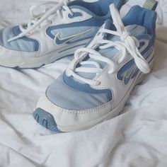 Old Nikes, Photo Bleu, Y2k Outfits