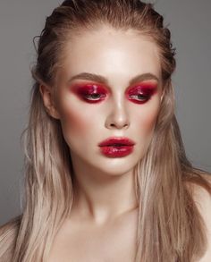 Red Shadow Makeup, Red Editorial Makeup, Queen Of Hearts Photoshoot, Wet Look Makeup, Glossy Eye Makeup, Marvel Elektra, Ball Makeup, Red Eye Makeup, Redhead Makeup