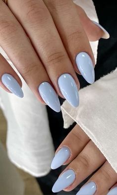 Light Blue Almond Acrylic Nails, Pale Blue Nails, College Nails, Pastel Nails Designs, Summery Nails, Pretty Nail Art Designs, Almond Acrylic Nails, Pretty Nail Art, Sparkly Nails