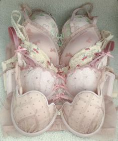 Coquettecore Aesthetic, Hyperfeminine Aesthetic, Pretty Bras, Cute Bras, Cute Lingerie, Pink Girly Things, Aesthetic Pinterest, Pretty Lingerie, Baggy Pants