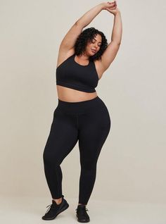 Matching Style(s): Search 11031285 FIT Model is 5'10” wearing size 1. . High rise. Full length. Measures 26” inseam. . MATERIALS + CARE Performance Core knit fabric: Our signature fabric smooths, lifts and supports whether you're working out or hanging out. Stretch level: Maximum 4-way stretch so you can move without restrictions. Breathable to keep you cool. Maximum coverage and never see-through. Moisture wicking keeps you dry. Smoothing tech delivers light compression. 83% nylon, 17% spandex. Normal Poses, Fitness Poses, Women Fitness Photography, Anatomy References, Female Pose, Drawing Lesson, Plus Size Work, Figure Reference, Plus Size Workout