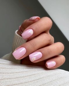 Top 26 Chic March Short Nail Ideas 2024 - Fresh Spring Styles! Simple Spring Nails, Milky Nails, October Nails, Nagel Tips, Modern Nails, Short Nail Designs, Stick On Nails, Classy Nails