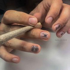 Mens Manicure, Natural Nails Manicure, Minimal Nails Art, Mens Nails, Hippie Nails, Punk Nails, Hard Nails, Grunge Nails, Minimal Nails