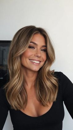 Jen Affleck Hair, Soft Bronde Balayage Brunette, Natural Beige Hair, Blonde Low Lights On Brown Hair, Haircolor Ideas 2020, Old Money Dirty Blonde Hair, Dirty Blonde Hair With Brown Highlights, Best Hair For Brown Eyes, Autum Hair 2024